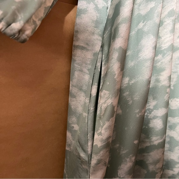 Tuckernuck | Hyacinth House Seafoam Sullivan Maxi Dress Watercolor Size M - Picture 7 of 10